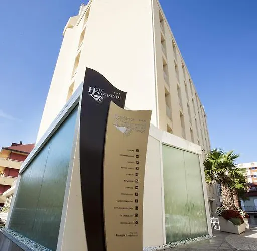 Continental Apartahotel 4*