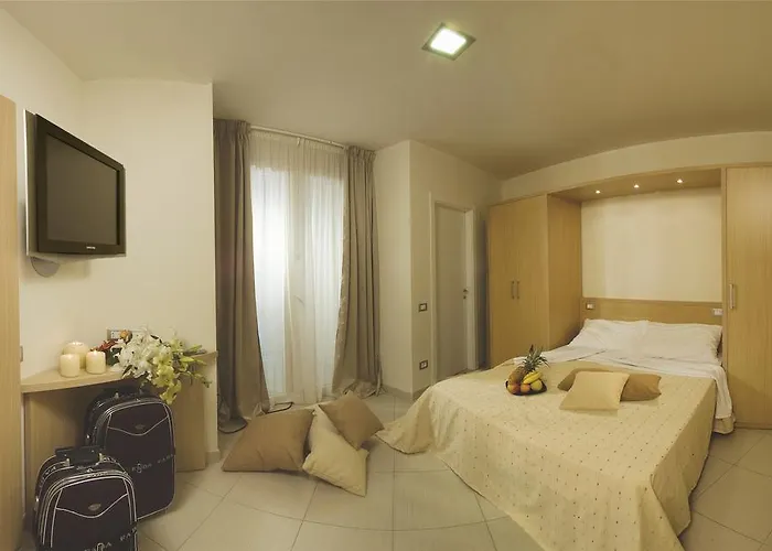 Continental Apartahotel 4*