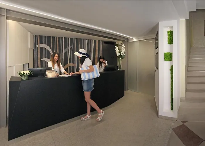 Continental Apartahotel