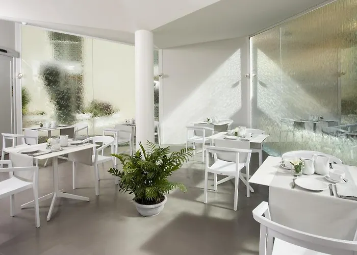 Continental Apartahotel