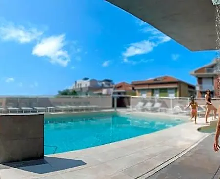 Continental 4*