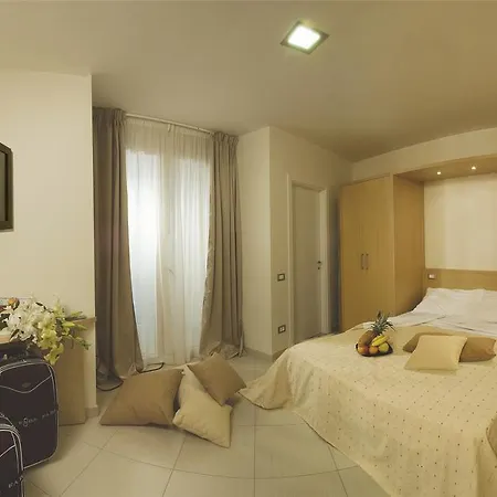 Continental Aparthotel 4*